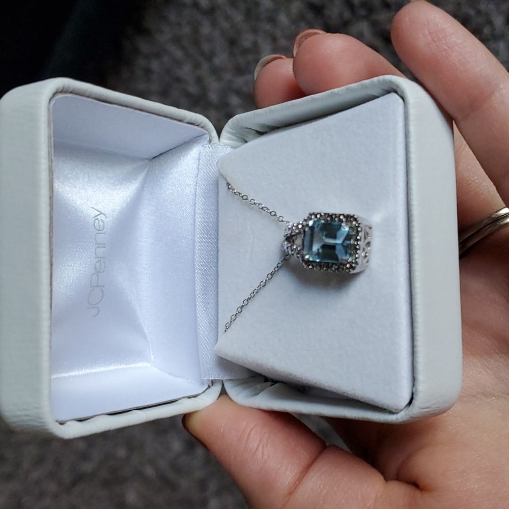 JCPenney Aquamarine pendant 18" sterling silver necklace - Picture 2 of 4